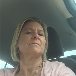 Meet your Posher, Sherri